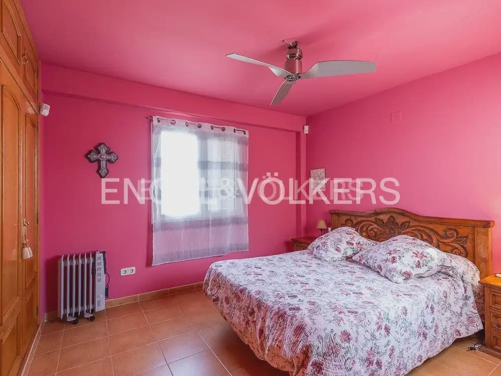 4 bedroom Villa for rent in Cullera with garage - € 2,600 (Ref: 10124892)