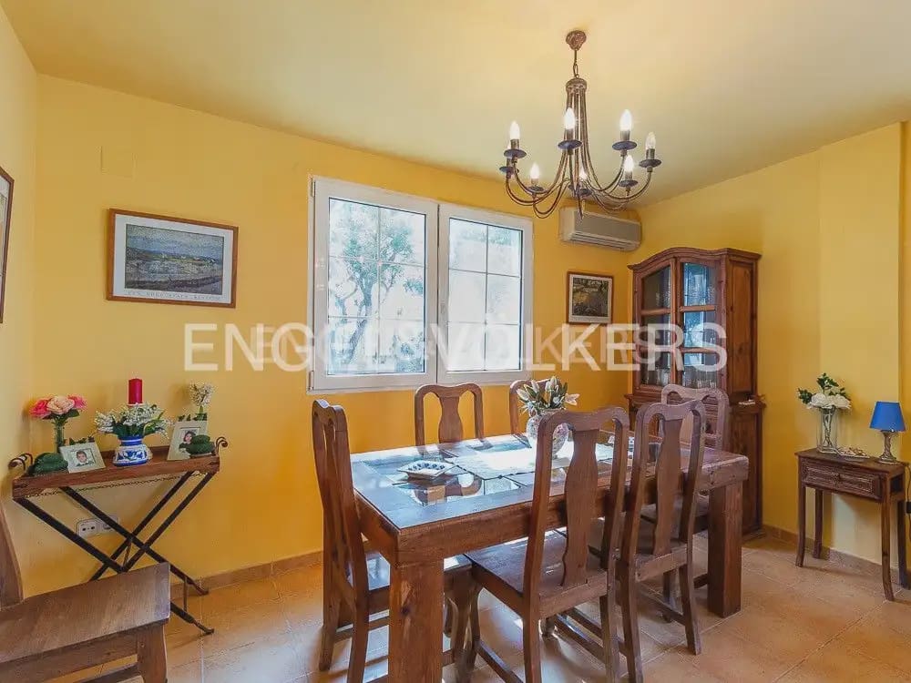 4 bedroom Villa for rent in Cullera with garage - € 2,600 (Ref: 10124892)