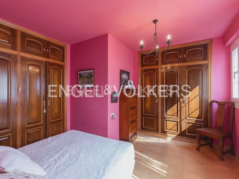 4 bedroom Villa for rent in Cullera with garage - € 2,600 (Ref: 10124892)