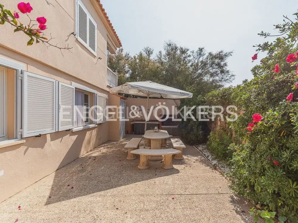 4 bedroom Villa for rent in Cullera with garage - € 2,600 (Ref: 10124892)