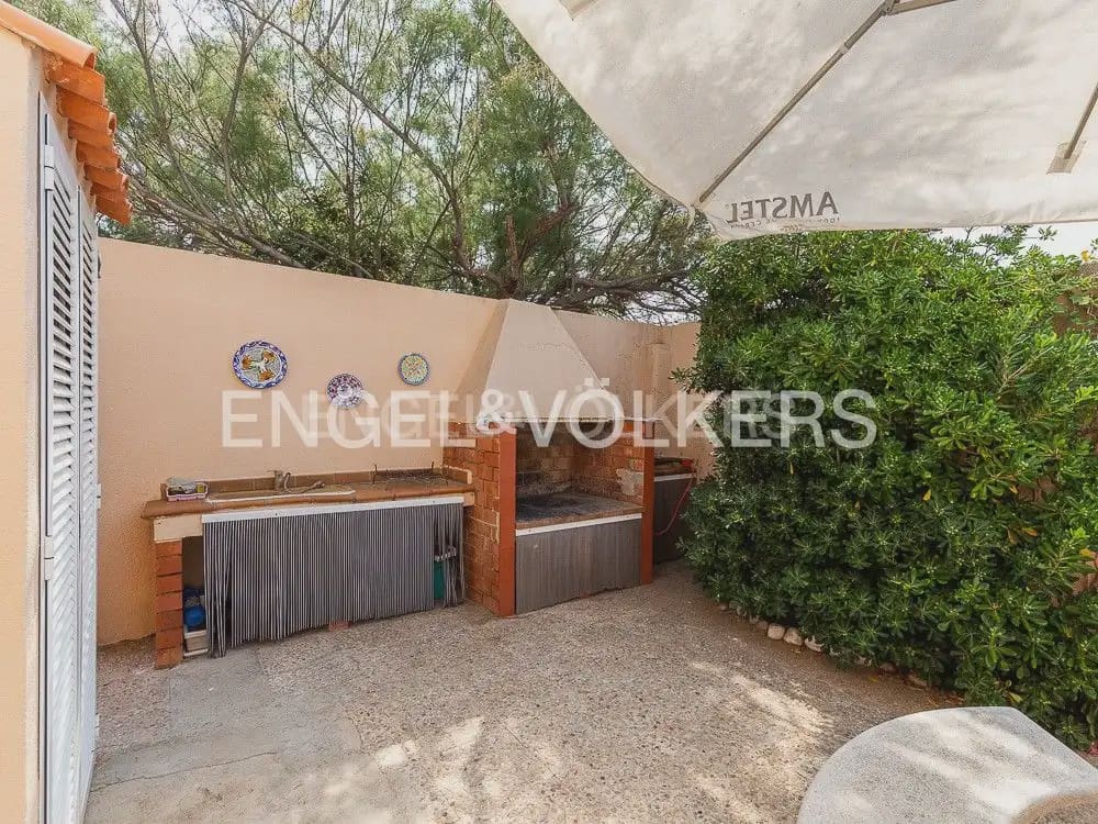 4 bedroom Villa for rent in Cullera with garage - € 2,600 (Ref: 10124892)