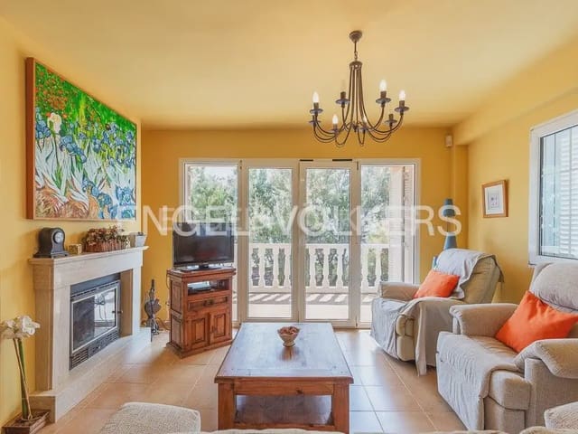 4 bedroom Villa for rent in La Vega - Marenyet, Cullera with garage - € 2,600 (Ref: 10124892)
