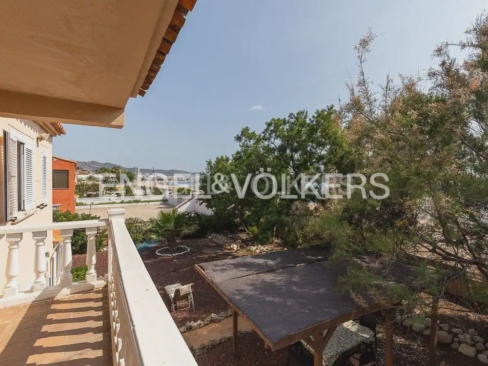4 bedroom Villa for rent in Cullera with garage - € 2,600 (Ref: 10124892)