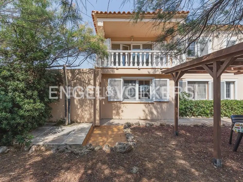 4 bedroom Villa for rent in Cullera with garage - € 2,600 (Ref: 10124892)