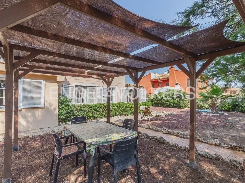4 bedroom Villa for rent in Cullera with garage - € 2,600 (Ref: 10124892)