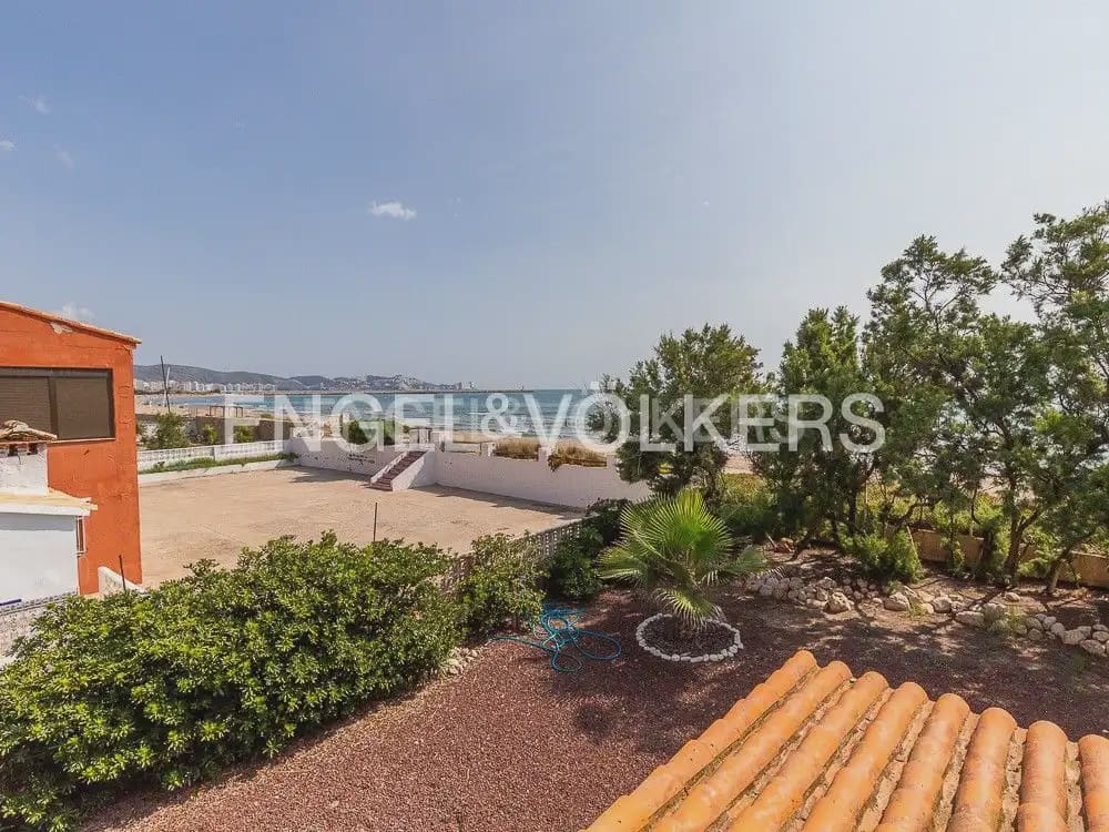 4 bedroom Villa for rent in Cullera with garage - € 2,600 (Ref: 10124892)