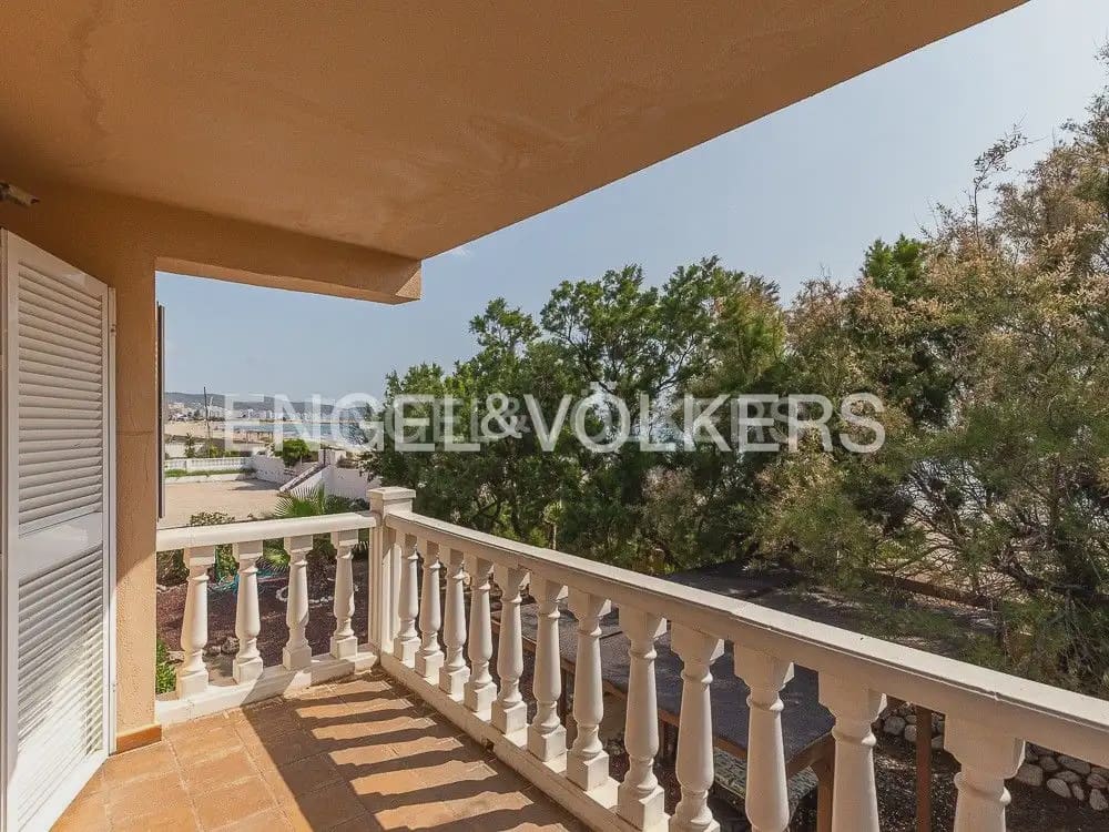 4 bedroom Villa for rent in Cullera with garage - € 2,600 (Ref: 10124892)