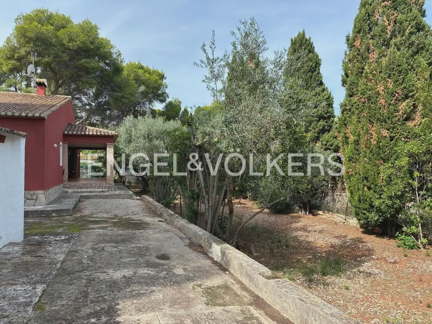 4 quarto Moradia para venda em Denia com piscina garagem - 998 000 € (Ref: 10125078)