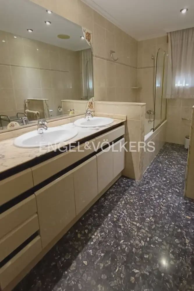 4 camera da letto Appartamento da affittare in Ontinyent con garage - 1.500 € (Rif: 10127391)