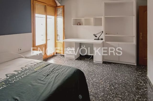 4 quarto Apartamento para arrendar em Ontinyent com garagem - 1 500 € (Ref: 10127391)