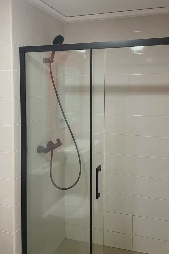 Piso de 3 habitaciones en Dénia en alquiler - 1.200 € (Ref: 10130232)