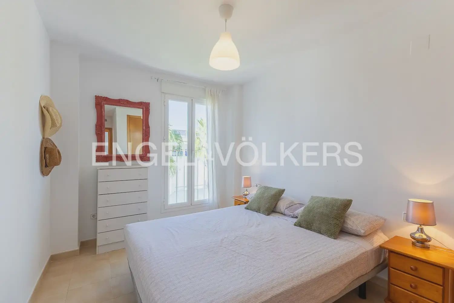 2 bedroom Penthouse for sale in Godelleta with pool garage - € 249,000 (Ref: 10130233)