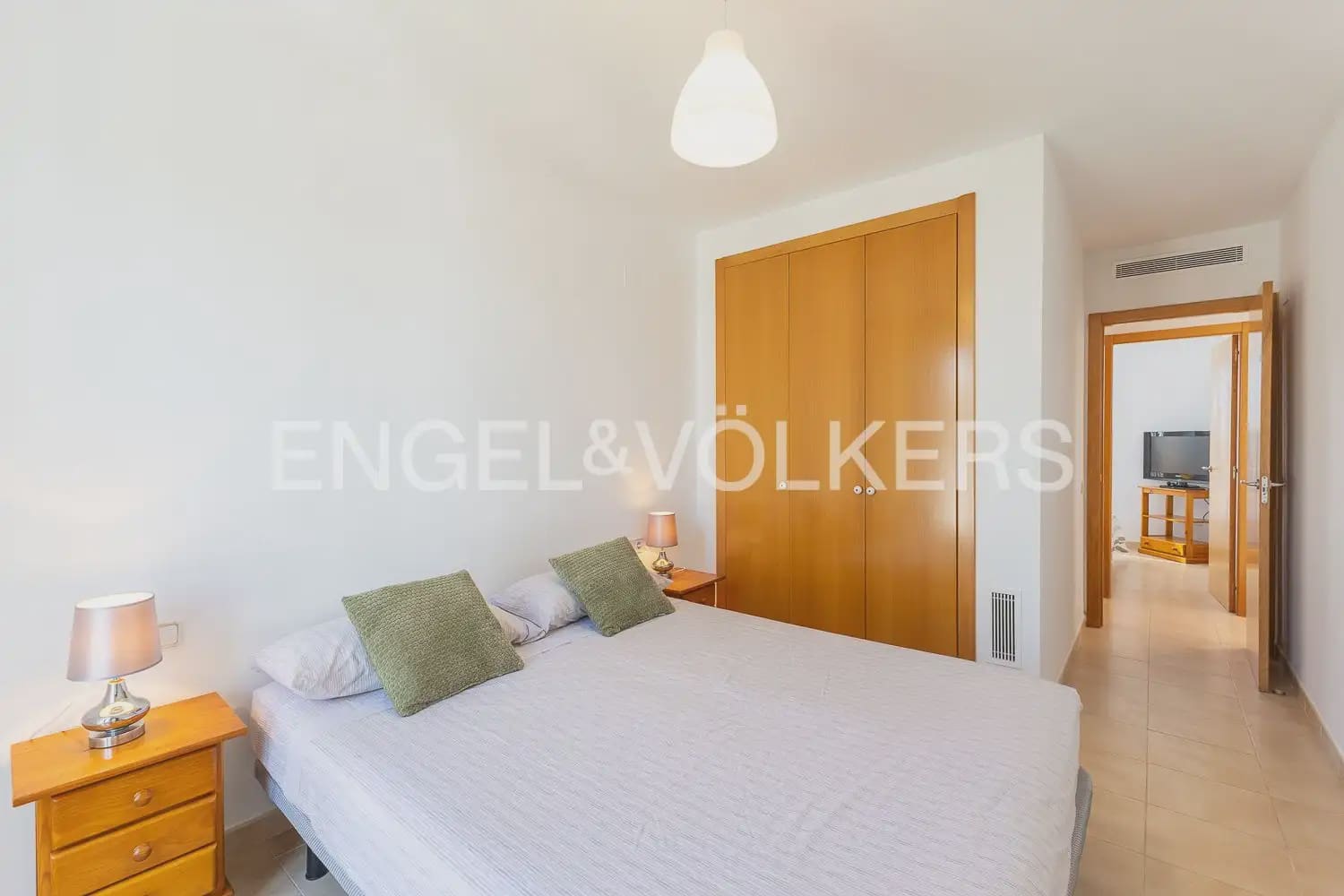 2 bedroom Penthouse for sale in Godelleta with pool garage - € 249,000 (Ref: 10130233)