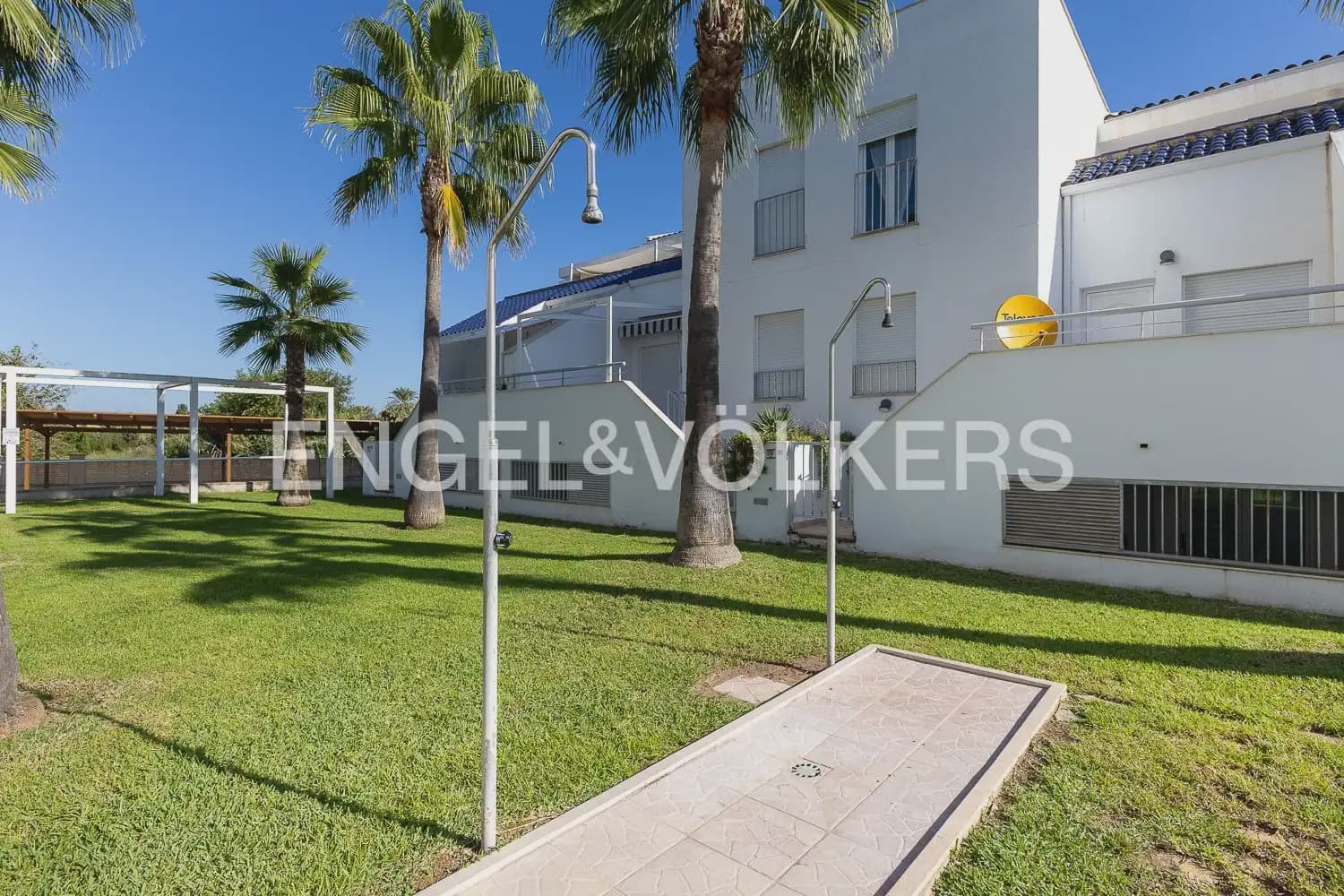 2 bedroom Penthouse for sale in Godelleta with pool garage - € 249,000 (Ref: 10130233)