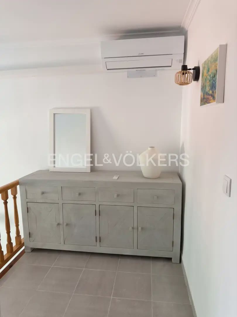4 bedroom Semi-detached Villa for rent in Sueca with garage - € 2,200 (Ref: 10130234)