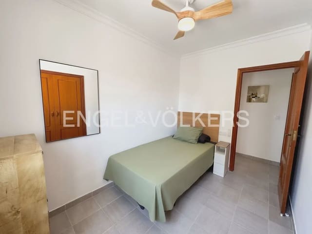 4 bedroom Semi-detached Villa for rent in Mareny Blau, Sueca with garage - € 2,200 (Ref: 10130234)