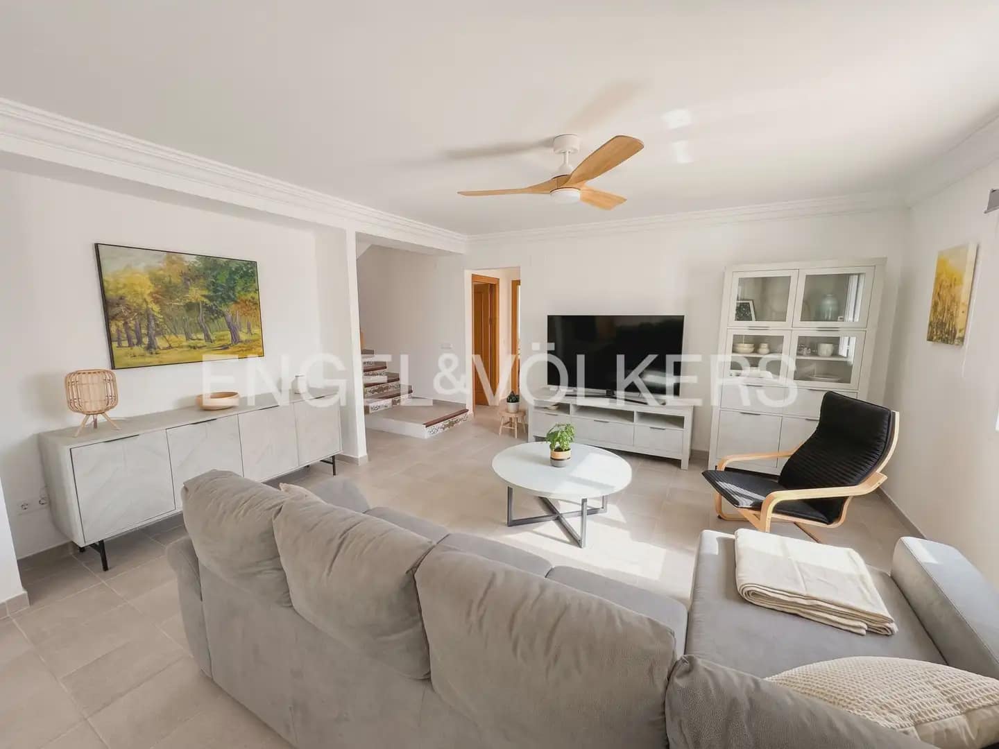 4 bedroom Semi-detached Villa for rent in Sueca with garage - € 2,200 (Ref: 10130234)