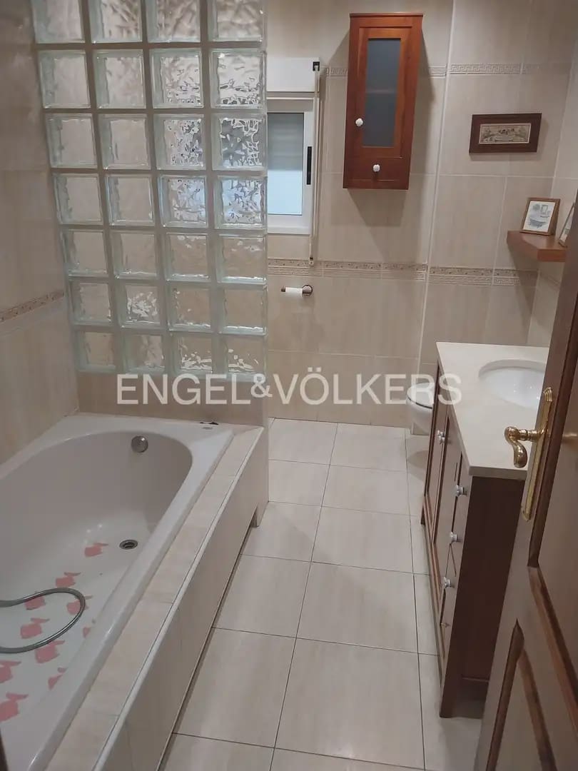 3 sypialnia Mieszkanie do wynajęcia w Xativa - 1 000 € (Ref: 10130551)