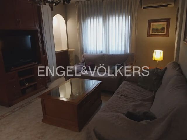 3 bedroom Flat for rent in Xàtiva - € 1,000 (Ref: 10130551)