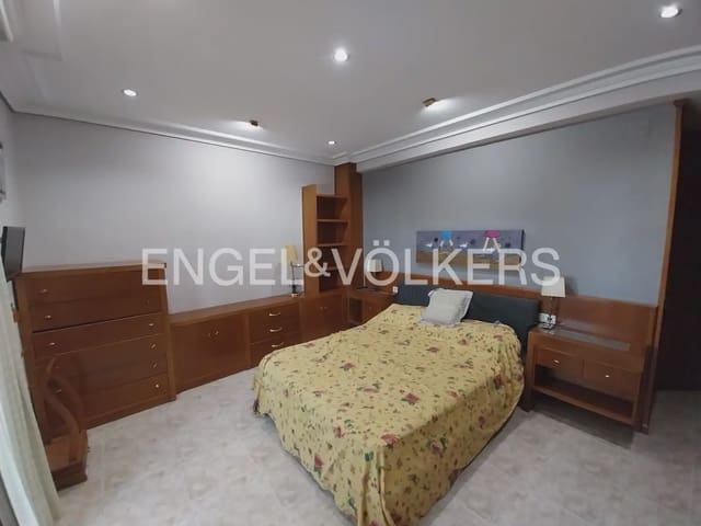 3 bedroom Flat for rent in Xàtiva - € 1,000 (Ref: 10130551)