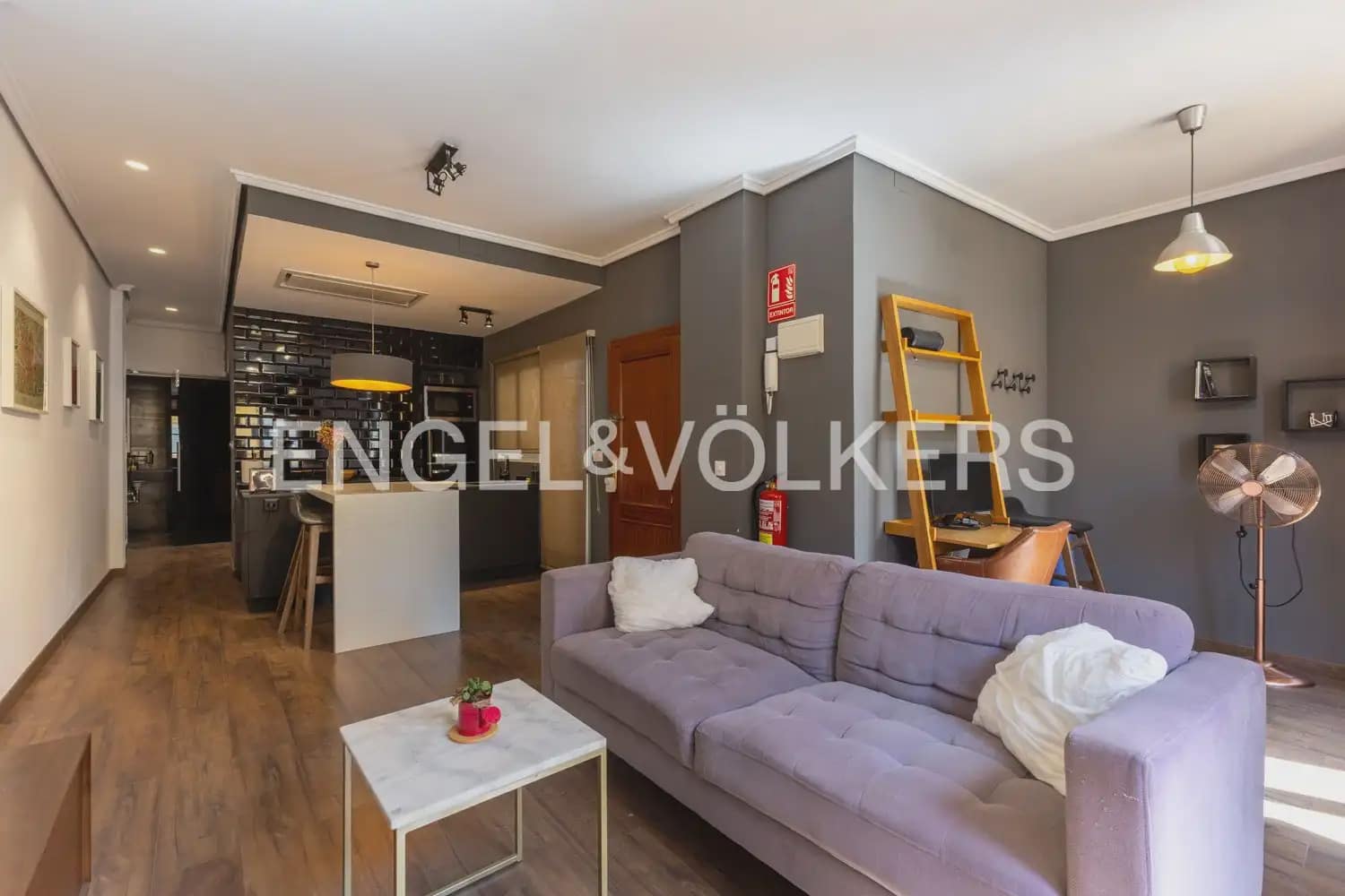 1 bedroom Flat for rent in Valencia city - € 1,300 (Ref: 10130552)