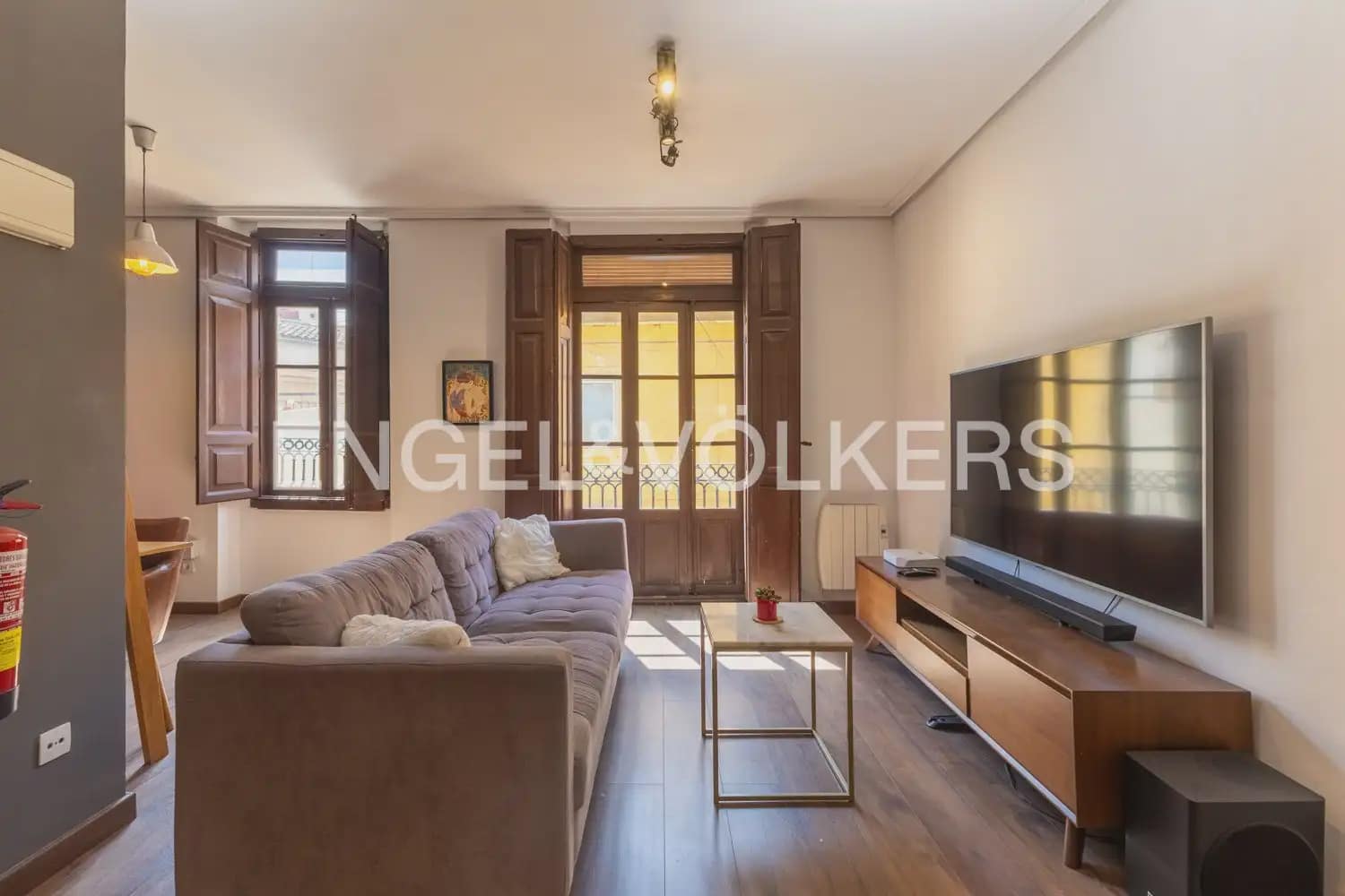 1 bedroom Flat for rent in Valencia city - € 1,300 (Ref: 10130552)