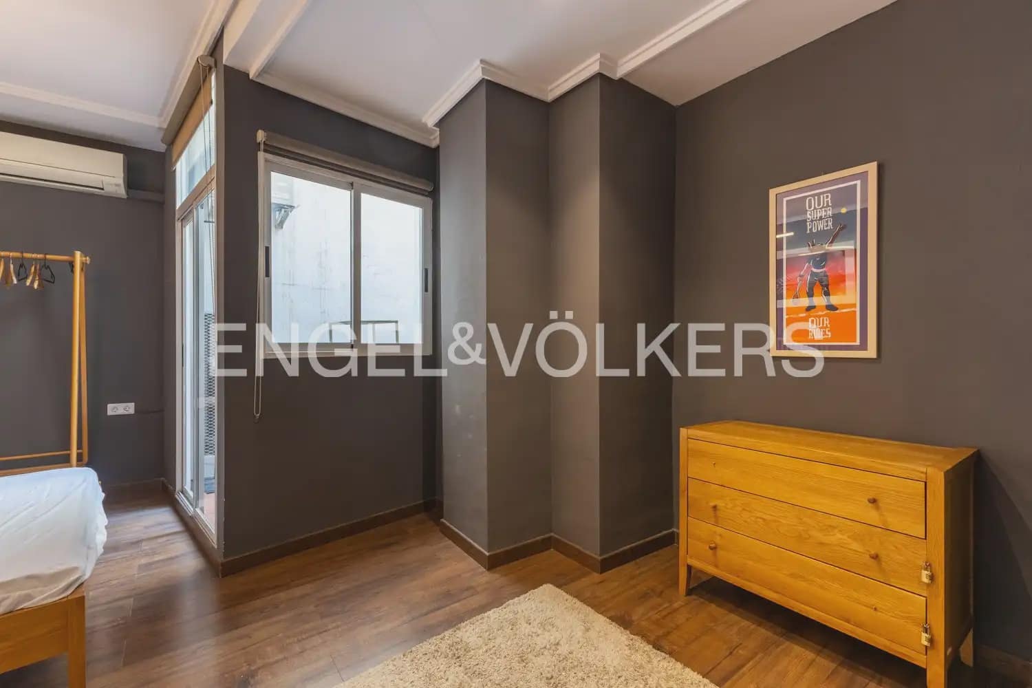 1 bedroom Flat for rent in Valencia city - € 1,300 (Ref: 10130552)