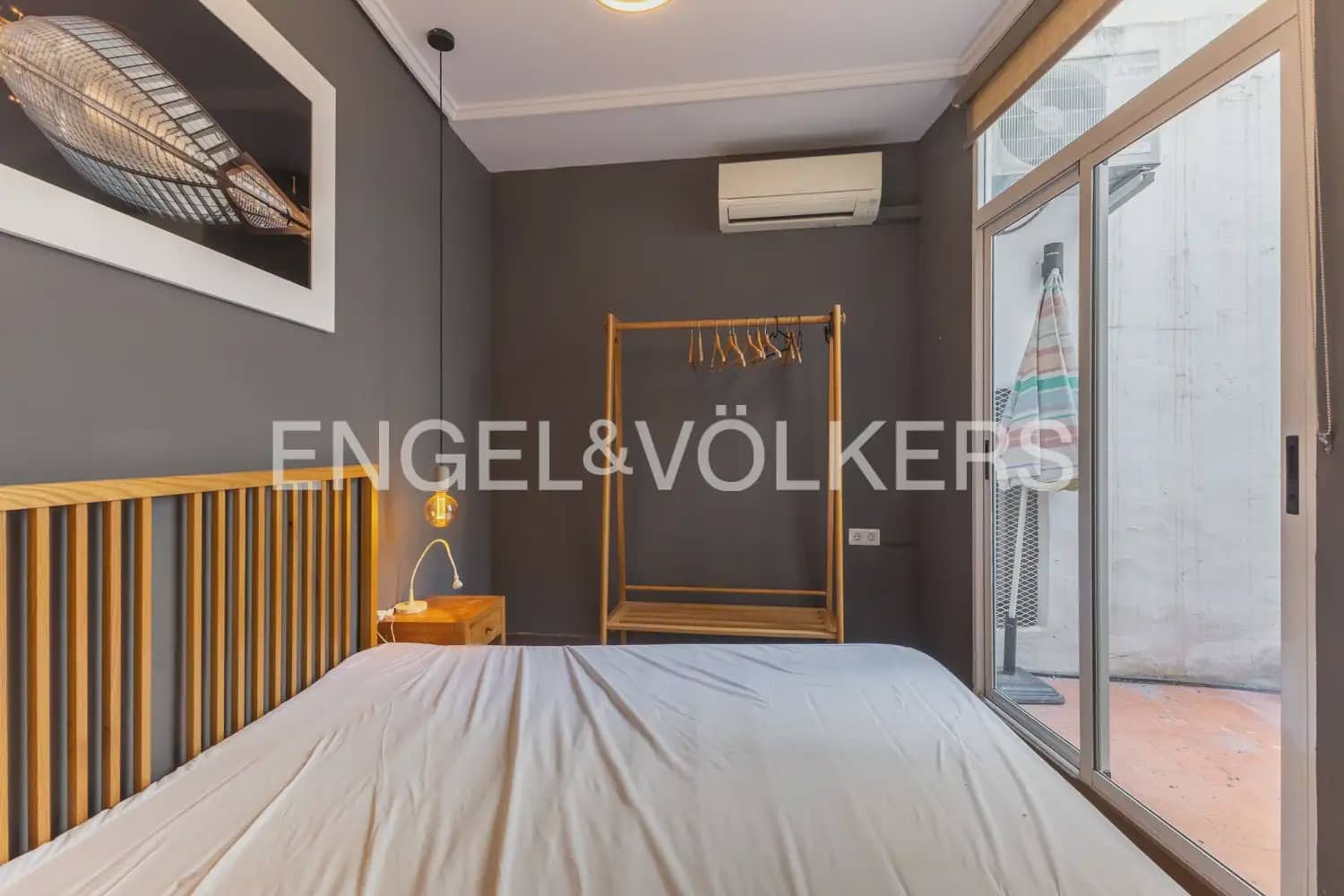 1 bedroom Flat for rent in Valencia city - € 1,300 (Ref: 10130552)