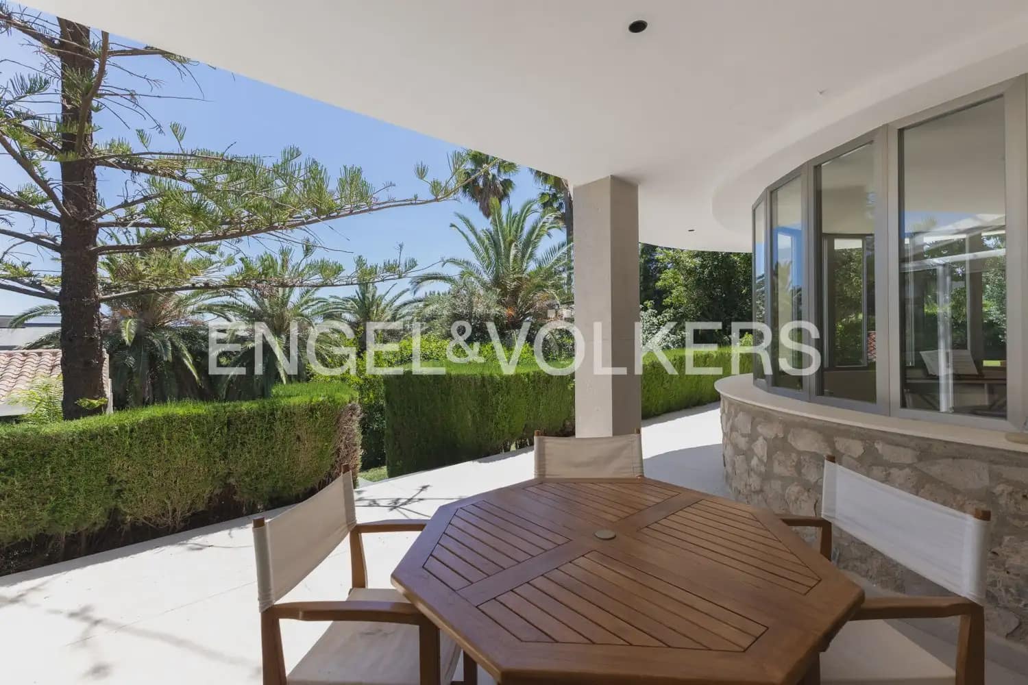 6 bedroom Villa for sale in Pucol with pool garage - € 1,990,000 (Ref: 10130554)