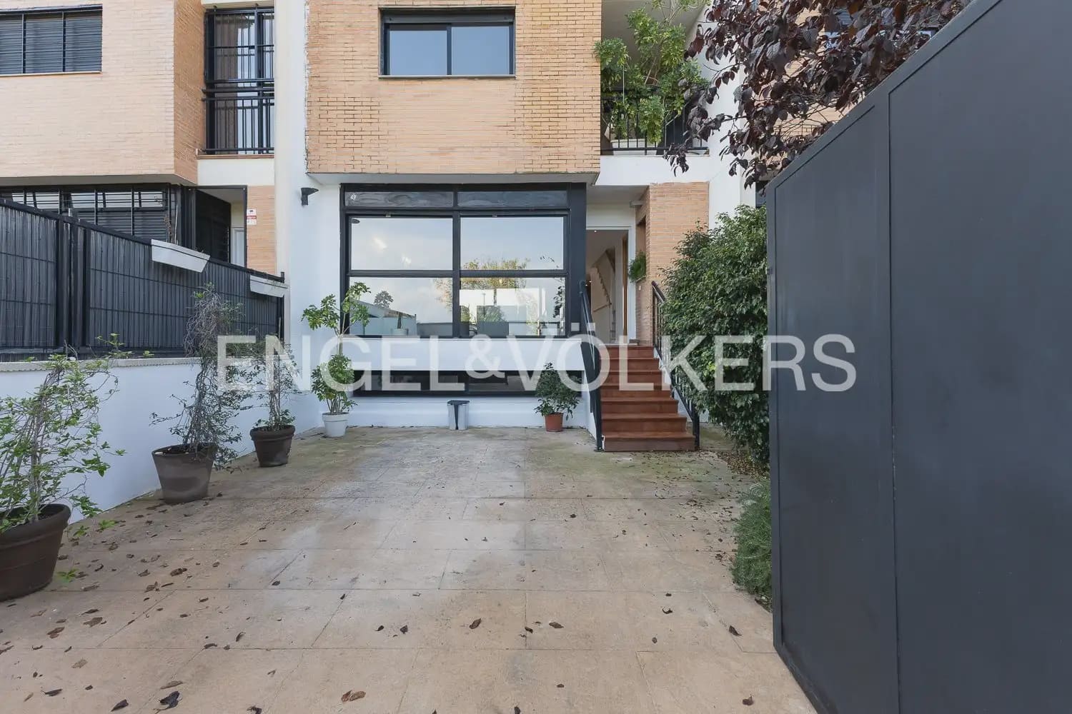 3 bedroom Terraced Villa for sale in Puig with pool garage - € 490,000 (Ref: 10130699)