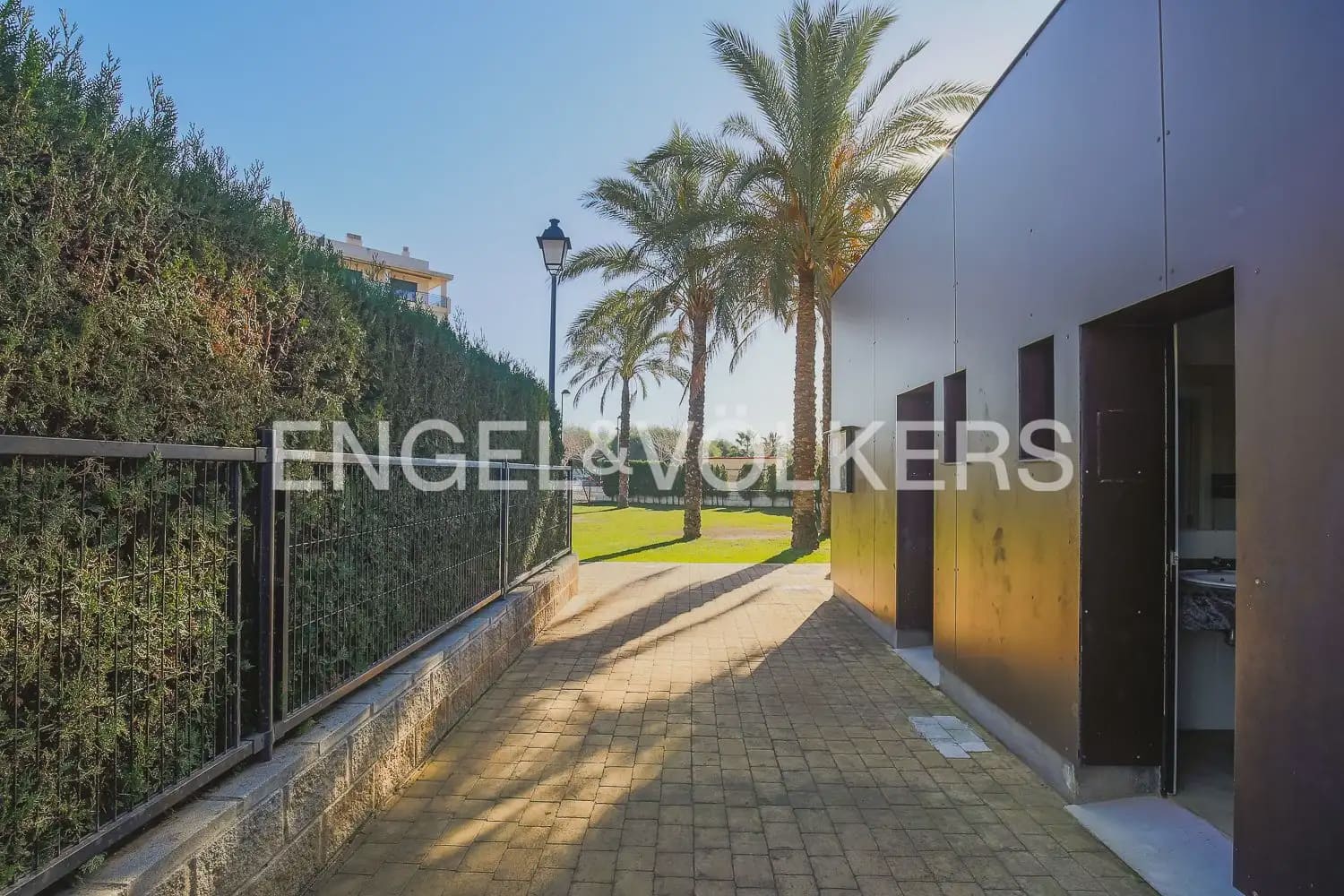 3 bedroom Terraced Villa for sale in Puig with pool garage - € 490,000 (Ref: 10130699)