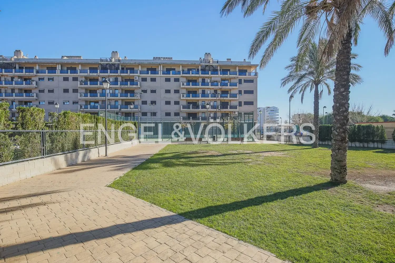 3 bedroom Terraced Villa for sale in Puig with pool garage - € 490,000 (Ref: 10130699)