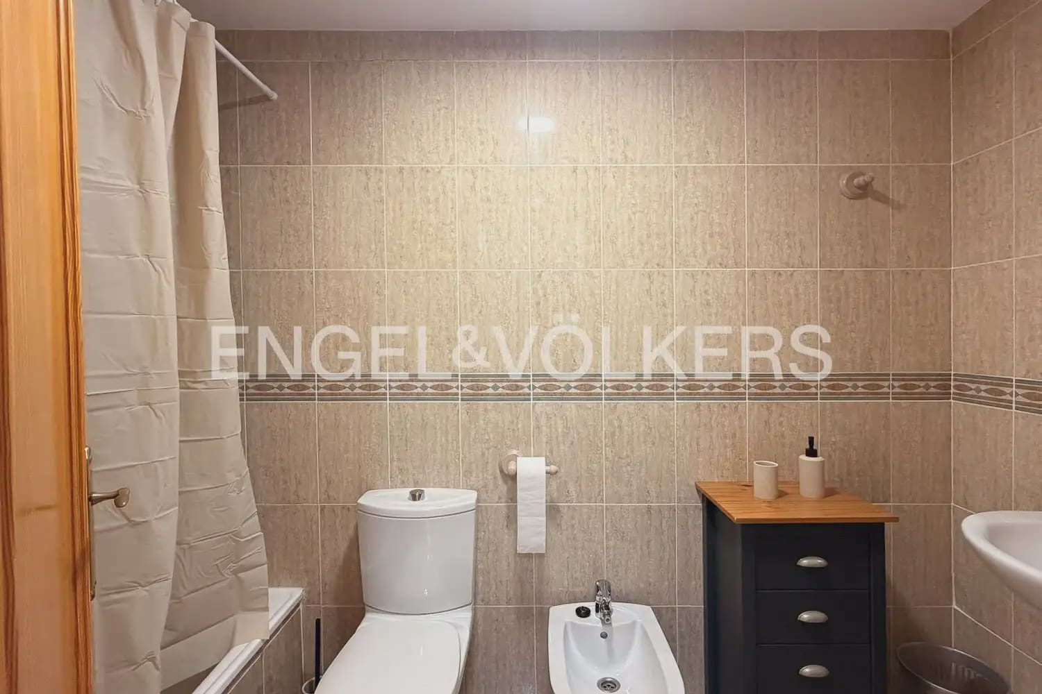3 Zimmer Wohnung zu vermieten in Moncada - 1.500 € (Ref: 10133456)