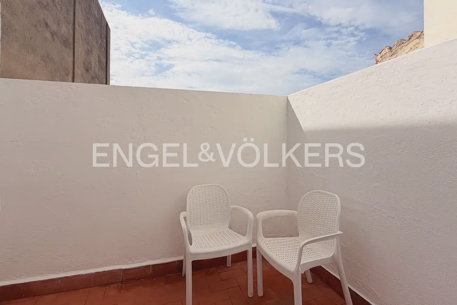 3 Zimmer Wohnung zu vermieten in Moncada - 1.500 € (Ref: 10133456)