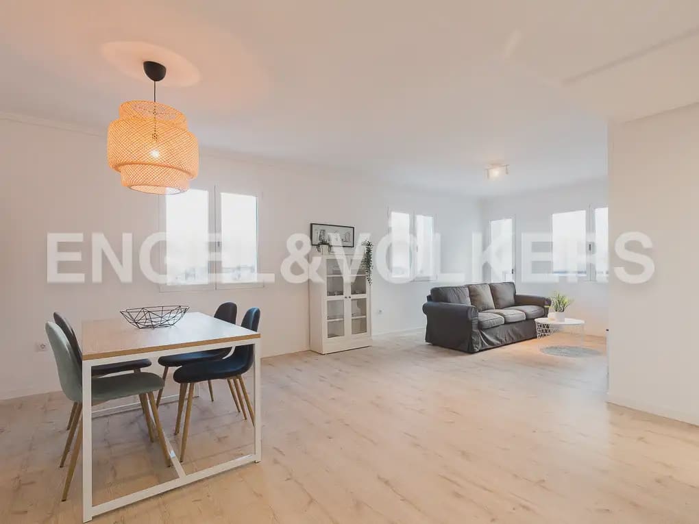 2 sovrum Lägenhet att hyra i Valencia stad - 1 800 € (Ref: 10133604)