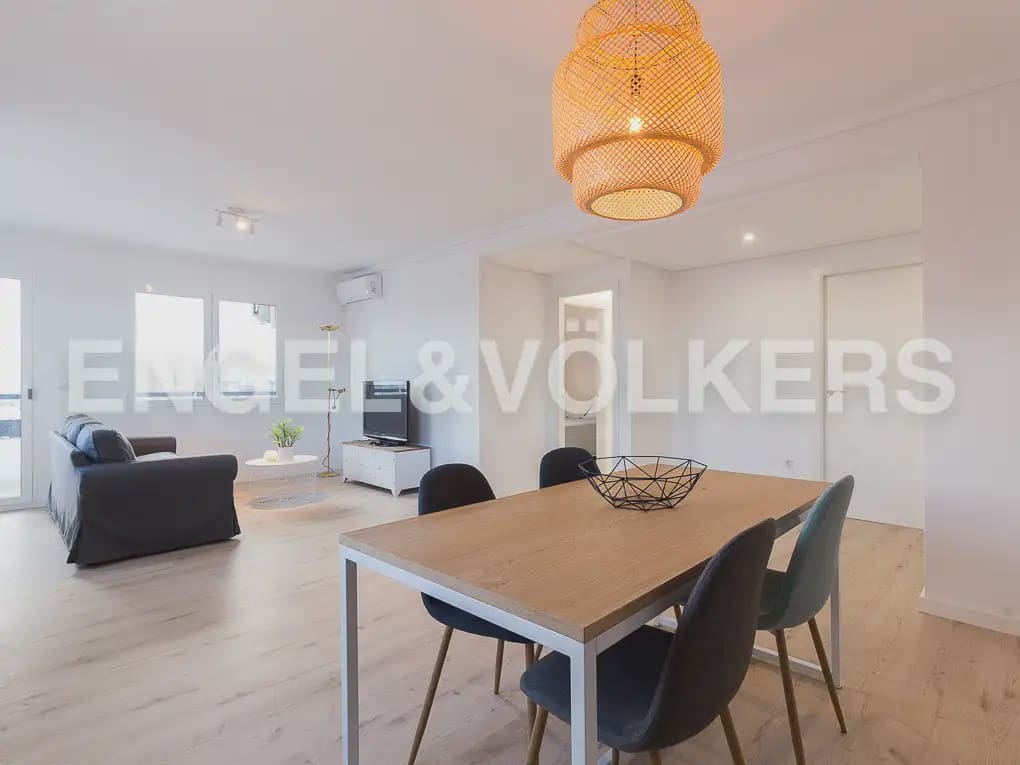 2 sovrum Lägenhet att hyra i Valencia stad - 1 800 € (Ref: 10133604)