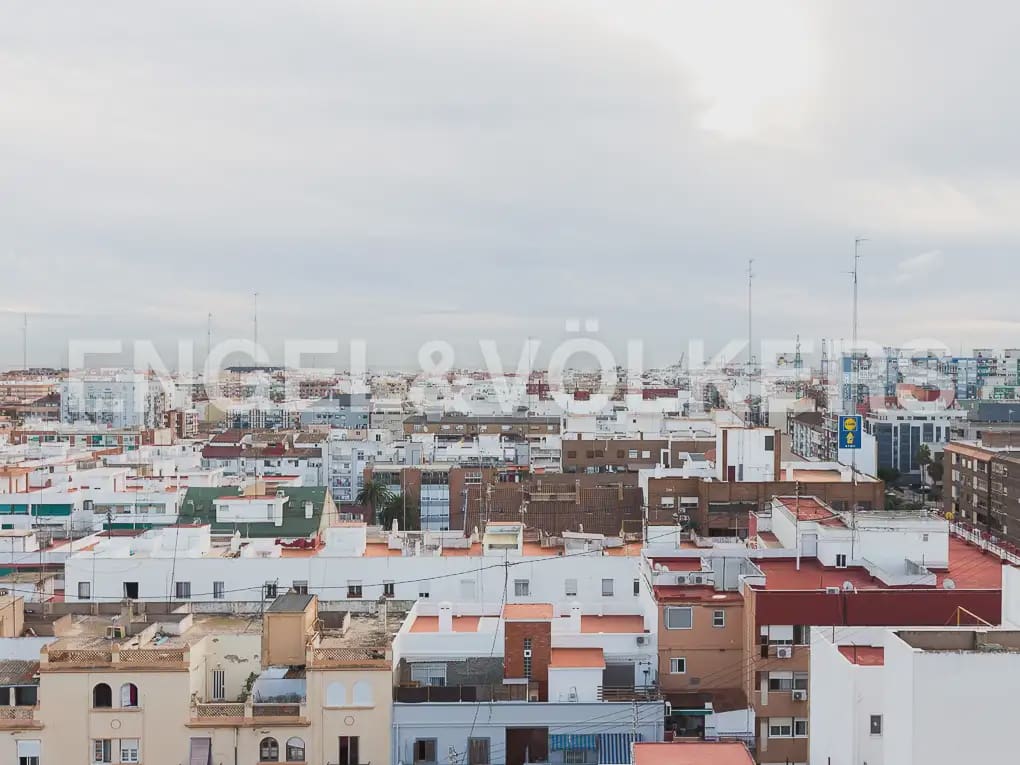 2 sovrum Lägenhet att hyra i Valencia stad - 1 800 € (Ref: 10133604)
