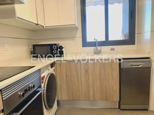 3 sovrum Lägenhet att hyra i Sagunto / Sagunt med pool garage - 1 200 € (Ref: 10133606)