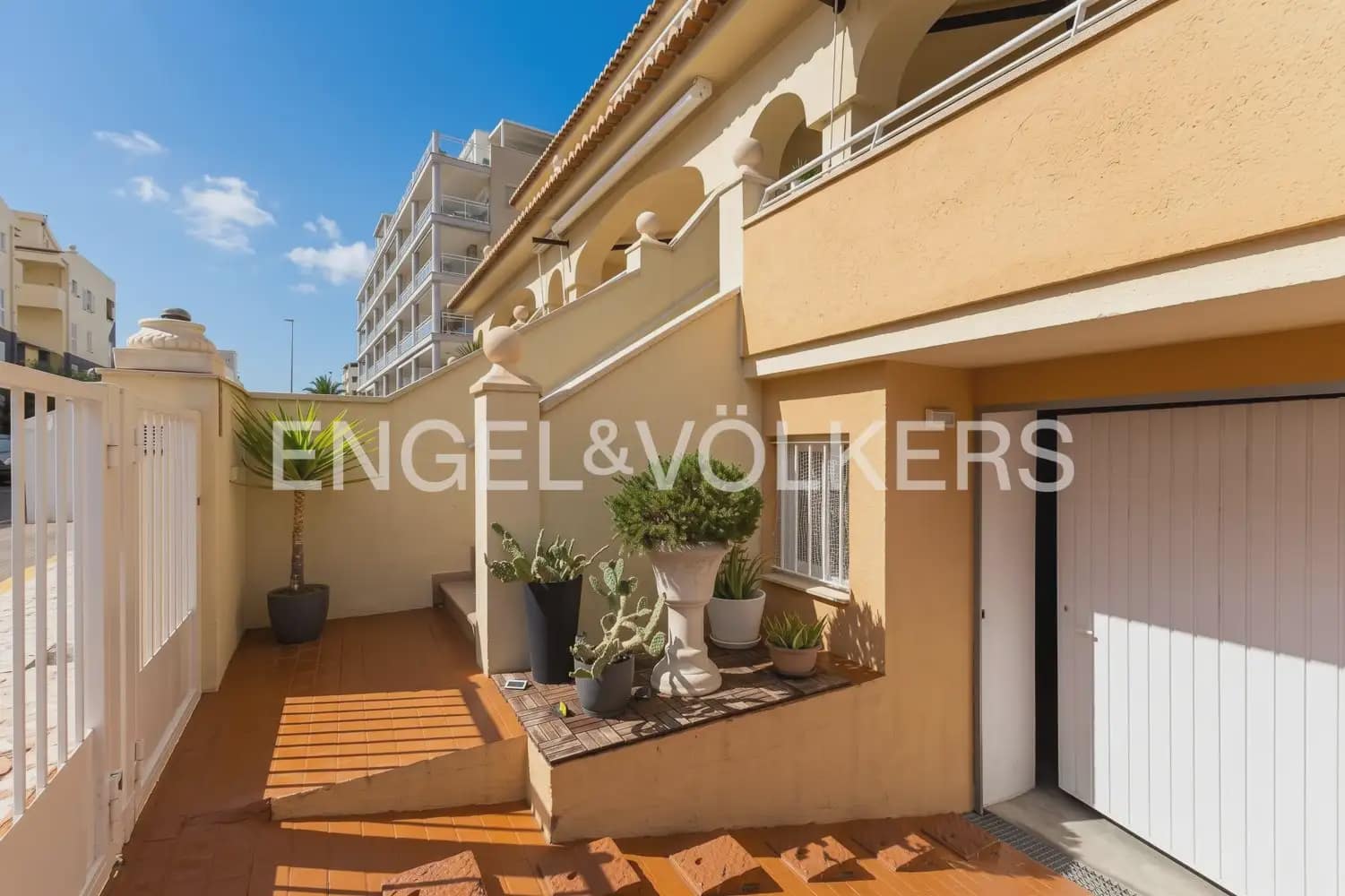 3 camera da letto Villetta a Schiera in vendita in Moncofa con piscina garage - 360.000 € (Rif: 10133607)