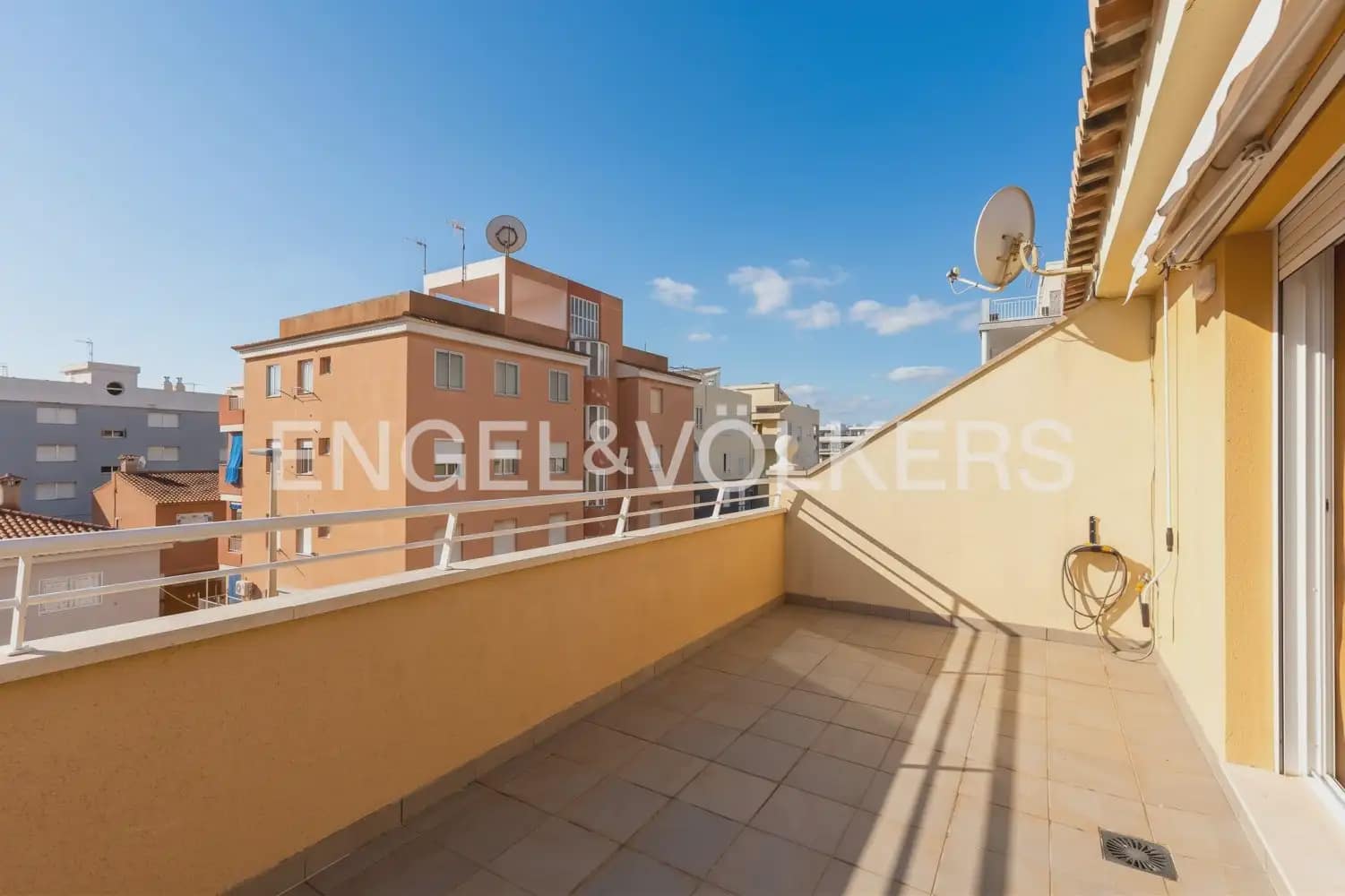 3 camera da letto Villetta a Schiera in vendita in Moncofa con piscina garage - 360.000 € (Rif: 10133607)