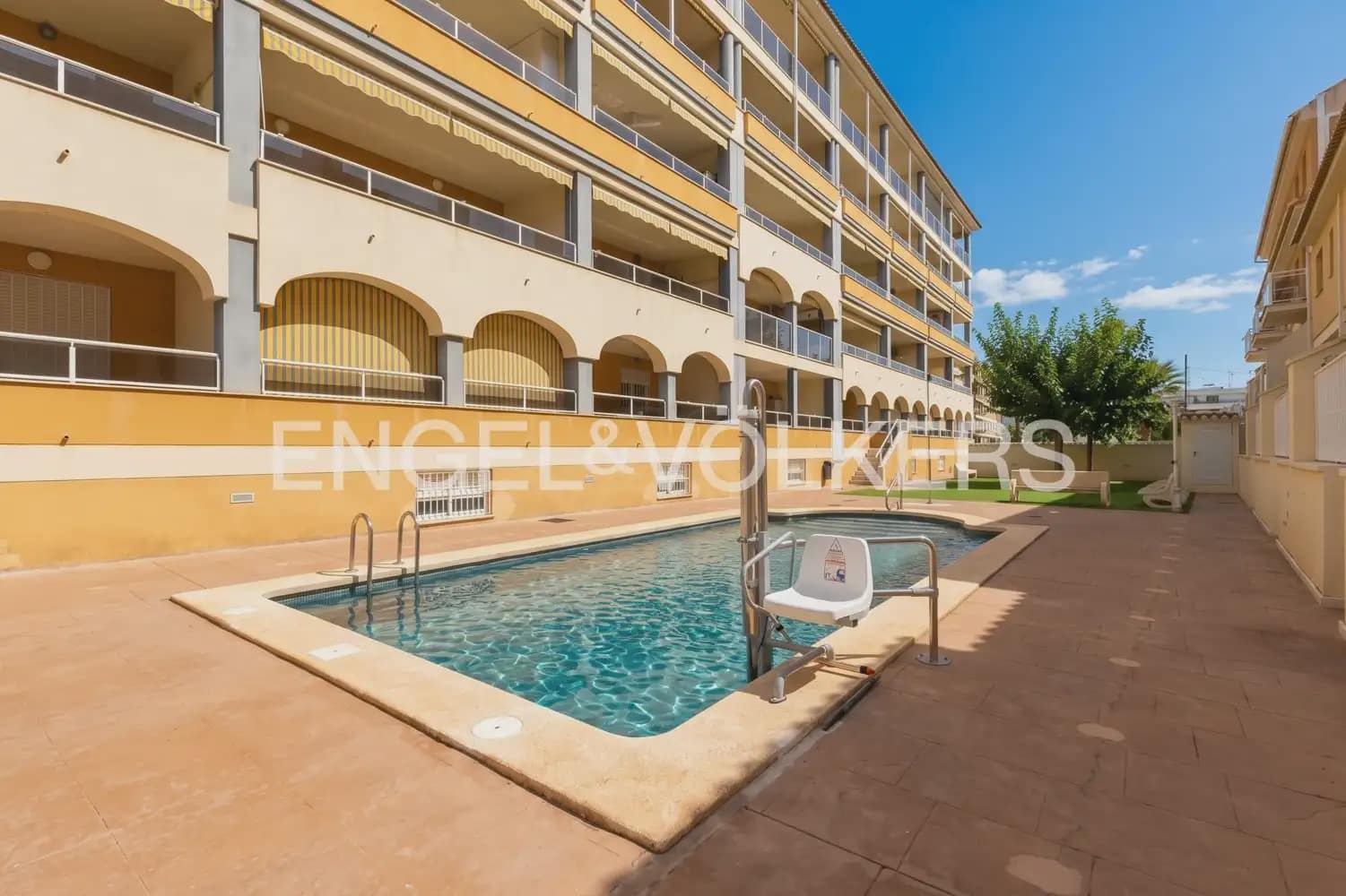 3 camera da letto Villetta a Schiera in vendita in Moncofa con piscina garage - 360.000 € (Rif: 10133607)