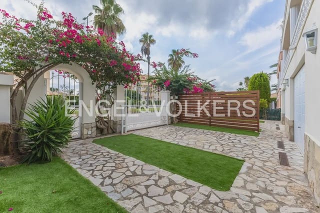 3 soverom Kjedet enebolig til leie i Oliva Nova, Oliva - € 1 500 (Ref: 10133608)
