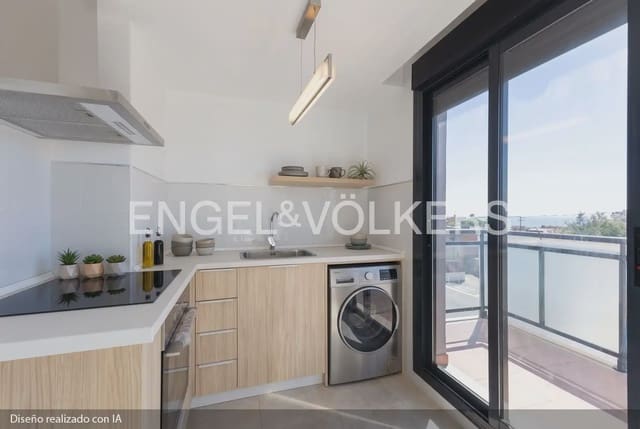 2 bedroom Penthouse for sale in Vinaròs with garage - € 242,000 (Ref: 10133611)