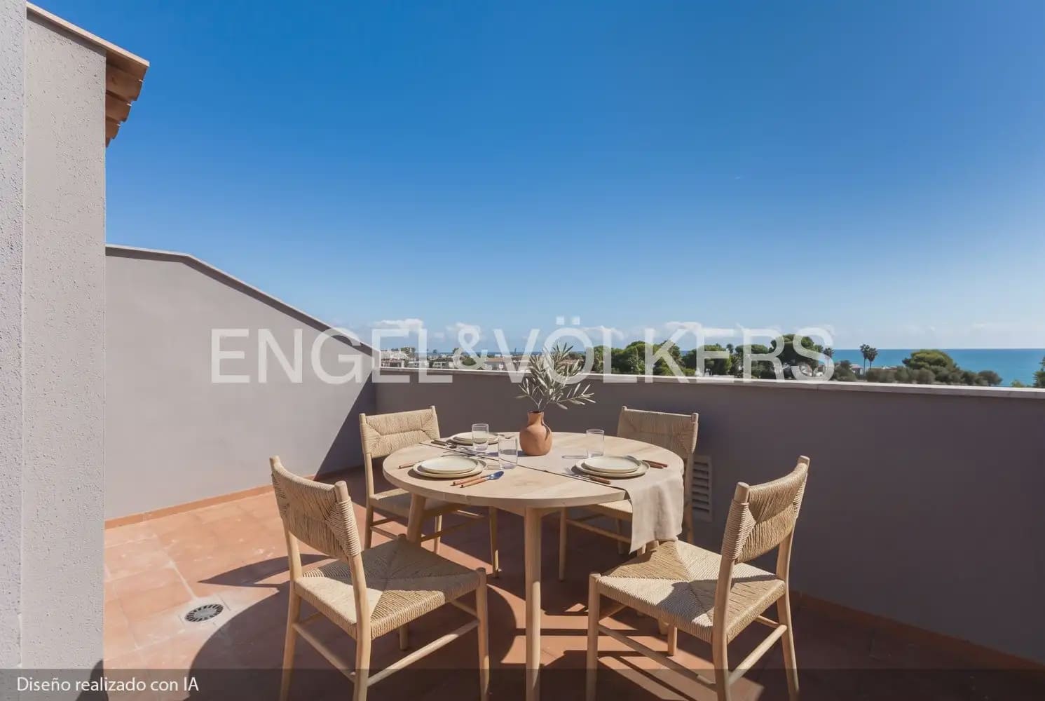 2 bedroom Penthouse for sale in Vinaros with garage - € 242,000 (Ref: 10133611)