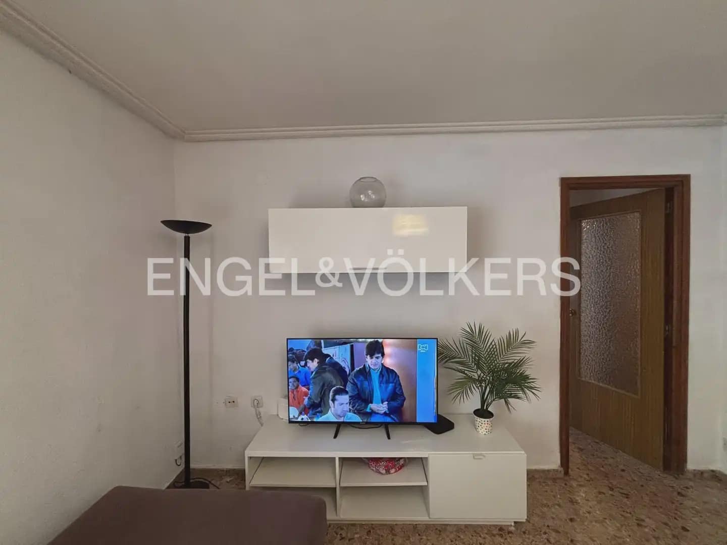 4 slaapkamer Flat te huur in Valencia stad - € 1.400 (Ref: 10134966)