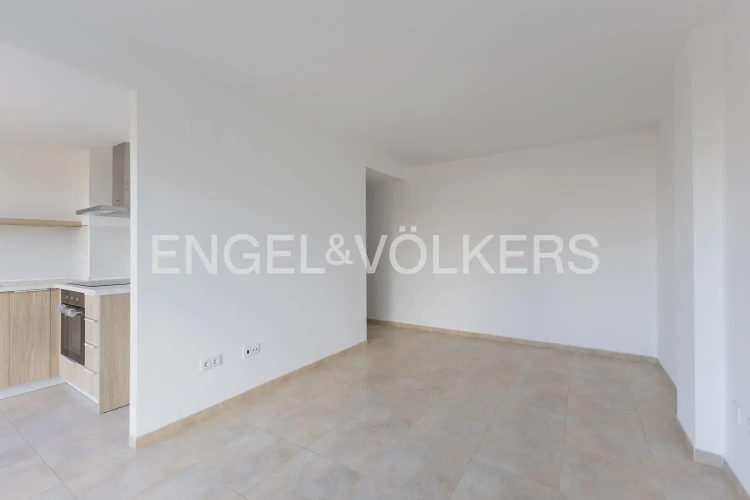 3 bedroom Penthouse for sale in Vinaros with pool garage - € 215,000 (Ref: 10134968)