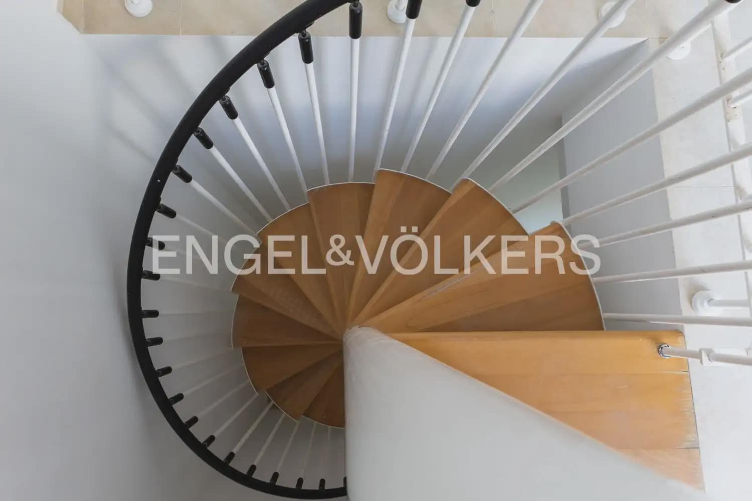 3 bedroom Penthouse for sale in Vinaros with pool garage - € 215,000 (Ref: 10134968)