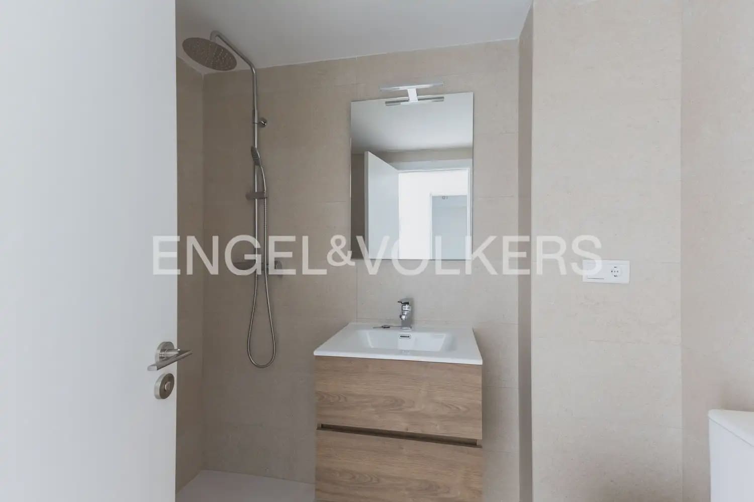 3 bedroom Penthouse for sale in Vinaros with pool garage - € 215,000 (Ref: 10134968)