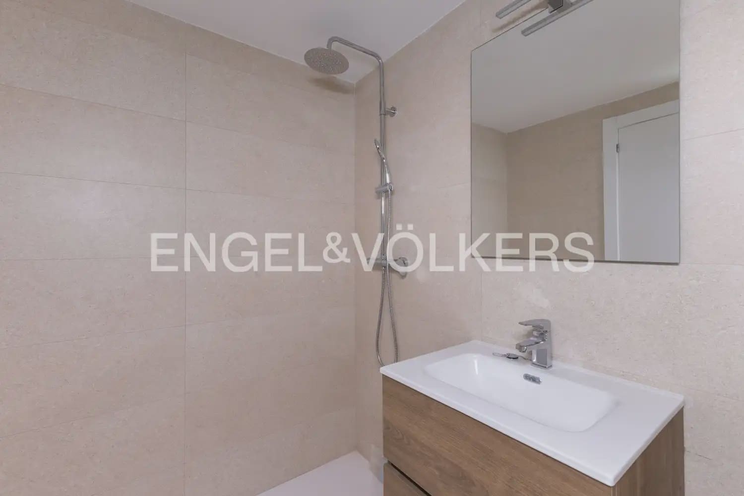 3 bedroom Penthouse for sale in Vinaros with pool garage - € 215,000 (Ref: 10134968)