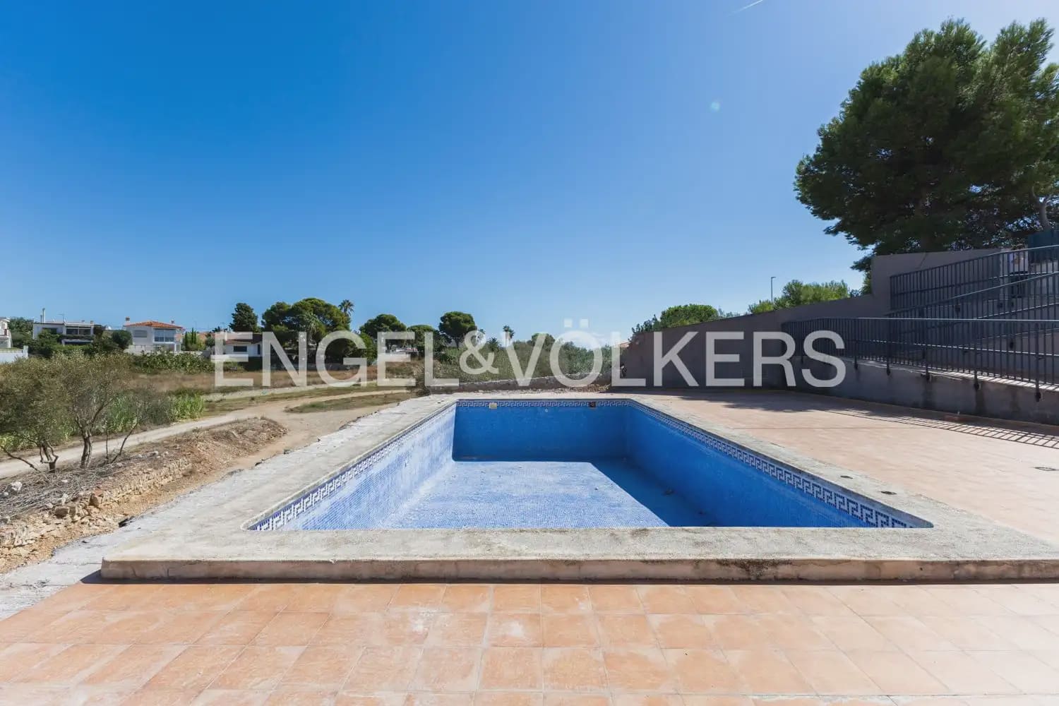 3 bedroom Penthouse for sale in Vinaros with pool garage - € 215,000 (Ref: 10134968)
